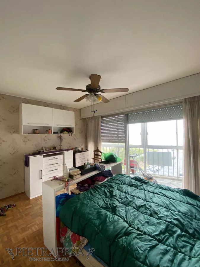 Apartamento ID.8196 - Apartamento en venta, 3 dormitorio, 2 baños, terraza y cochera- Cebollatí -Palermo