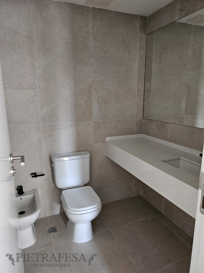 Apartamento ID.11408 - Apto en venta 2 dormitorios, 2 baños, gje-Carrasco