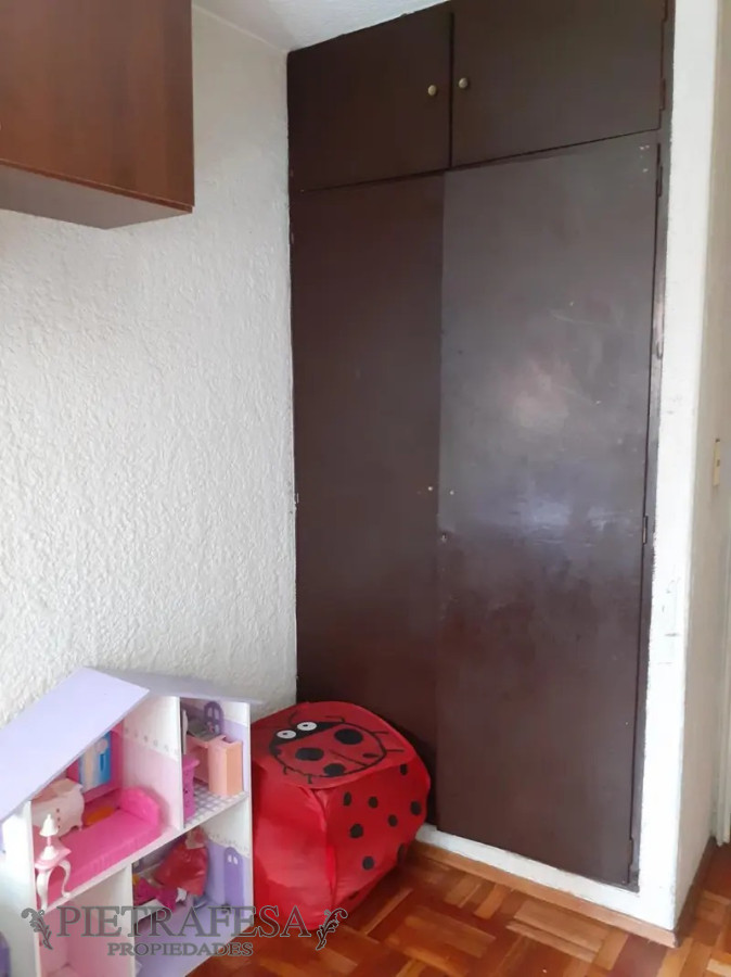 Apartamento ID.3236 - Apartamento en venta con renta 3 dormitorios, 2 baños y balcón-Mercedes-Centro