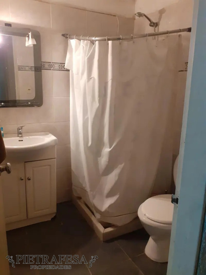 Apartamento ID.3236 - Apartamento en venta con renta 3 dormitorios, 2 baños y balcón-Mercedes-Centro