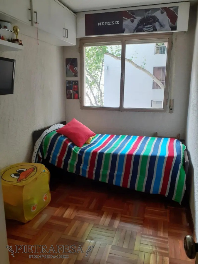 Apartamento ID.3236 - Apartamento en venta con renta 3 dormitorios, 2 baños y balcón-Mercedes-Centro