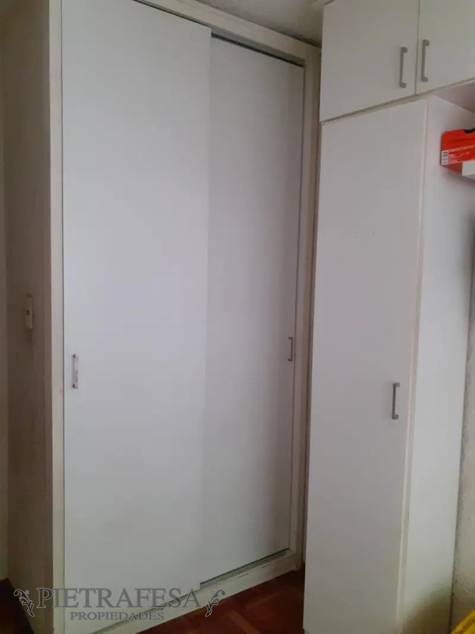 Apartamento ID.3236 - Apartamento en venta con renta 3 dormitorios, 2 baños y balcón-Mercedes-Centro