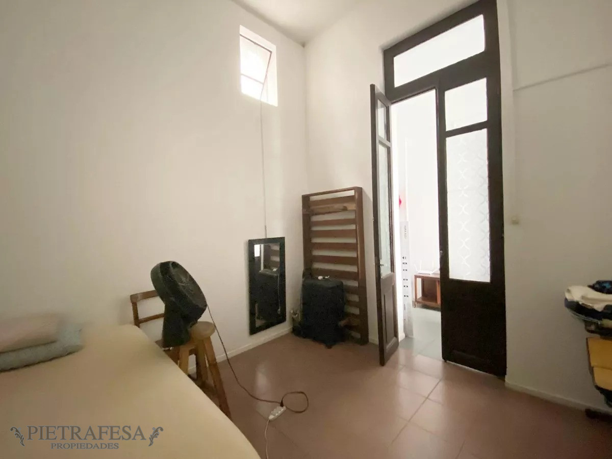 Apartamento ID.12879 - Apto en venta con renta 2 dorm, 1 baño-Aguada