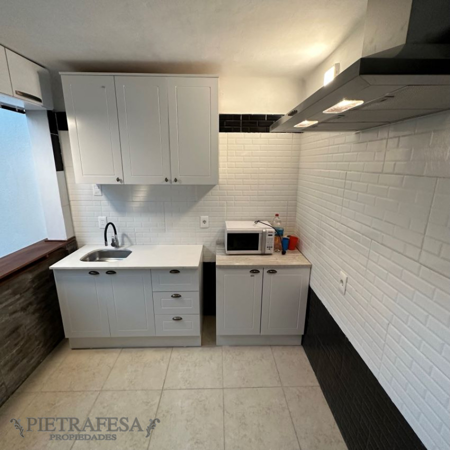 Apartamento ID.7016 - Apartamento en venta con renta, 2 dormitorios, 1 baño y azotea-Estero Bellaco- La Blanqueada