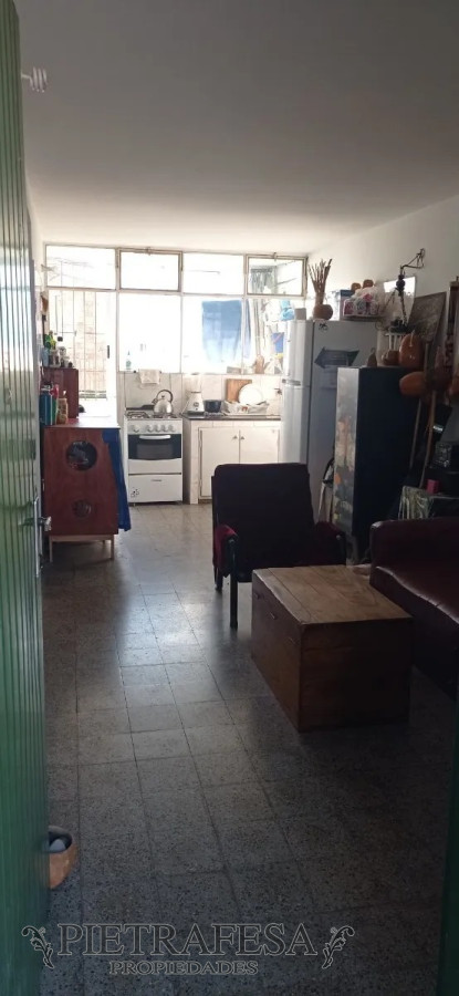Apartamento ID.5258 - Apartamento en venta 2 dormitorios, 1 baño y balcón- Alberto Zum Felde -Malvin Norte