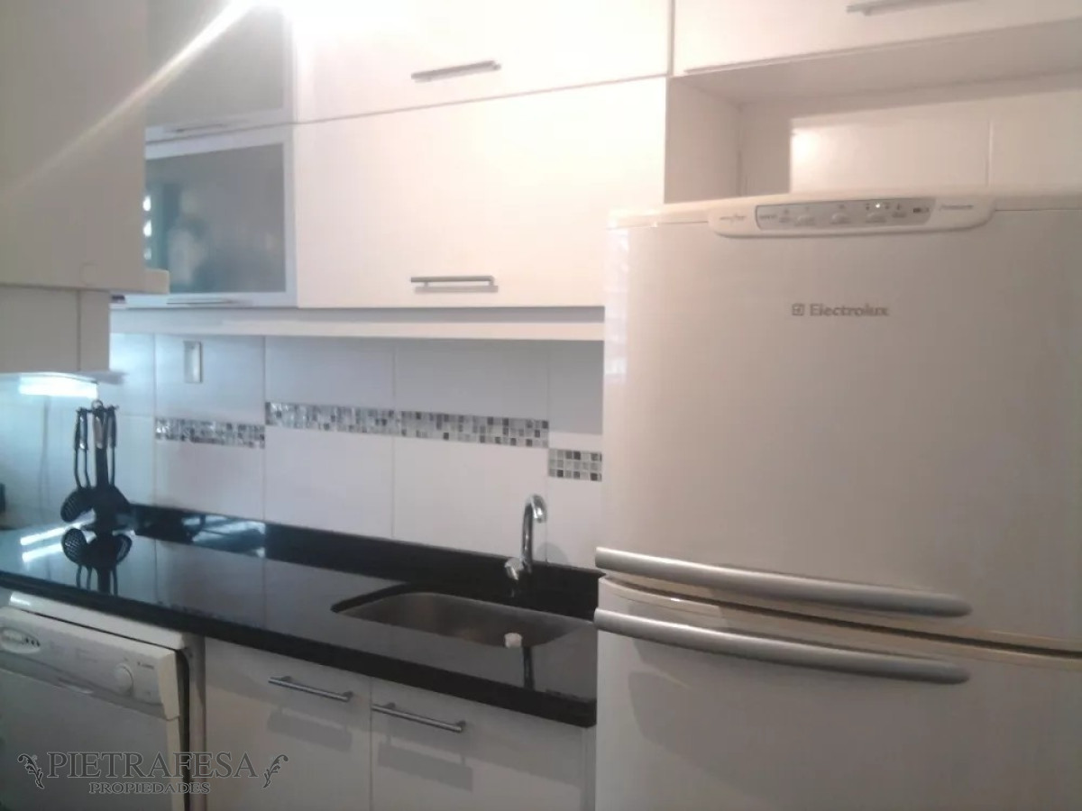 Apartamento ID.8689 - Apto en venta 2 dormitorios, 1 baño y patio-Pocitos