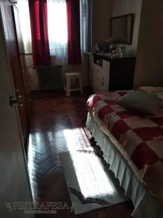 Apartamento ID.703 - Apto en venta 2 dormitorios 1 baño con garaje- Larrobla - Bella Vista 