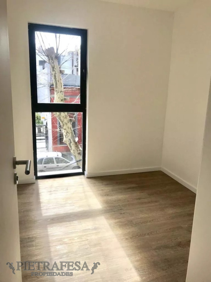 Apartamento ID.7677 - Apartamento en venta con renta, 2 dormitorio, 1 baño y balcón-Durazno -Barrio Sur