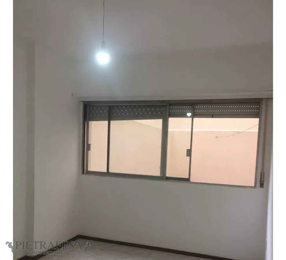 Apartamento ID.11415 - Apto en venta, 1 dormitorio, 1 baño, patio-Cordón.