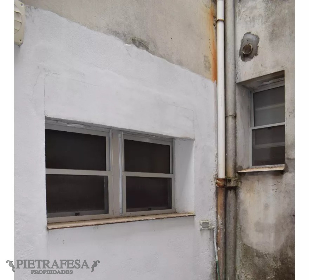 Apartamento ID.12550 - Apto en venta 5 dormitorios, 2 baños, patio-Cordón 