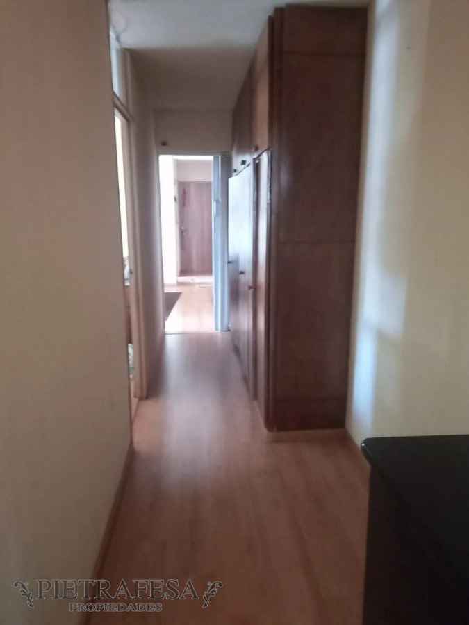 Apartamento ID.3153 - Apartamento en venta 4 dormitorios 1 baño- Euskal Erria 71-Malvin Norte