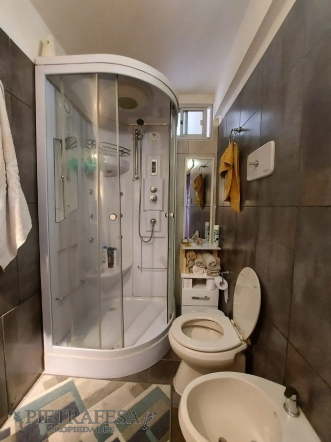 Apartamento ID.5123 - Apartamento en venta 2 dormitorios, 1 baño y garaje- Soca- Pocitos