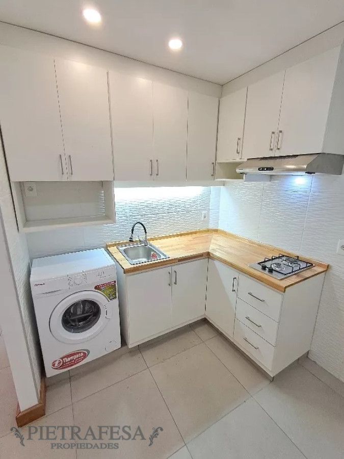 Apartamento ID.12304 - Monoambiente en venta con balcón-Cordón 