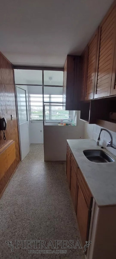 Apartamento ID.9022 - Apto en venta 3 dormitorios, 1 baño-Punta Carretas