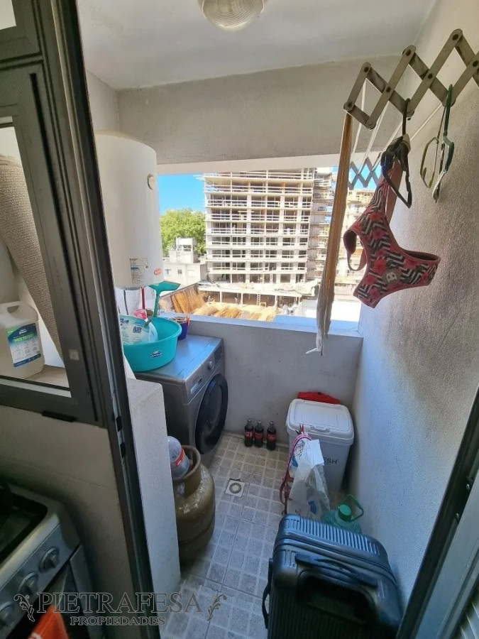 Apartamento ID.3071 - Venta apartamento, 2 dormitorios, 2 baños, cochera, Eduardo Acevedo, Cordón.