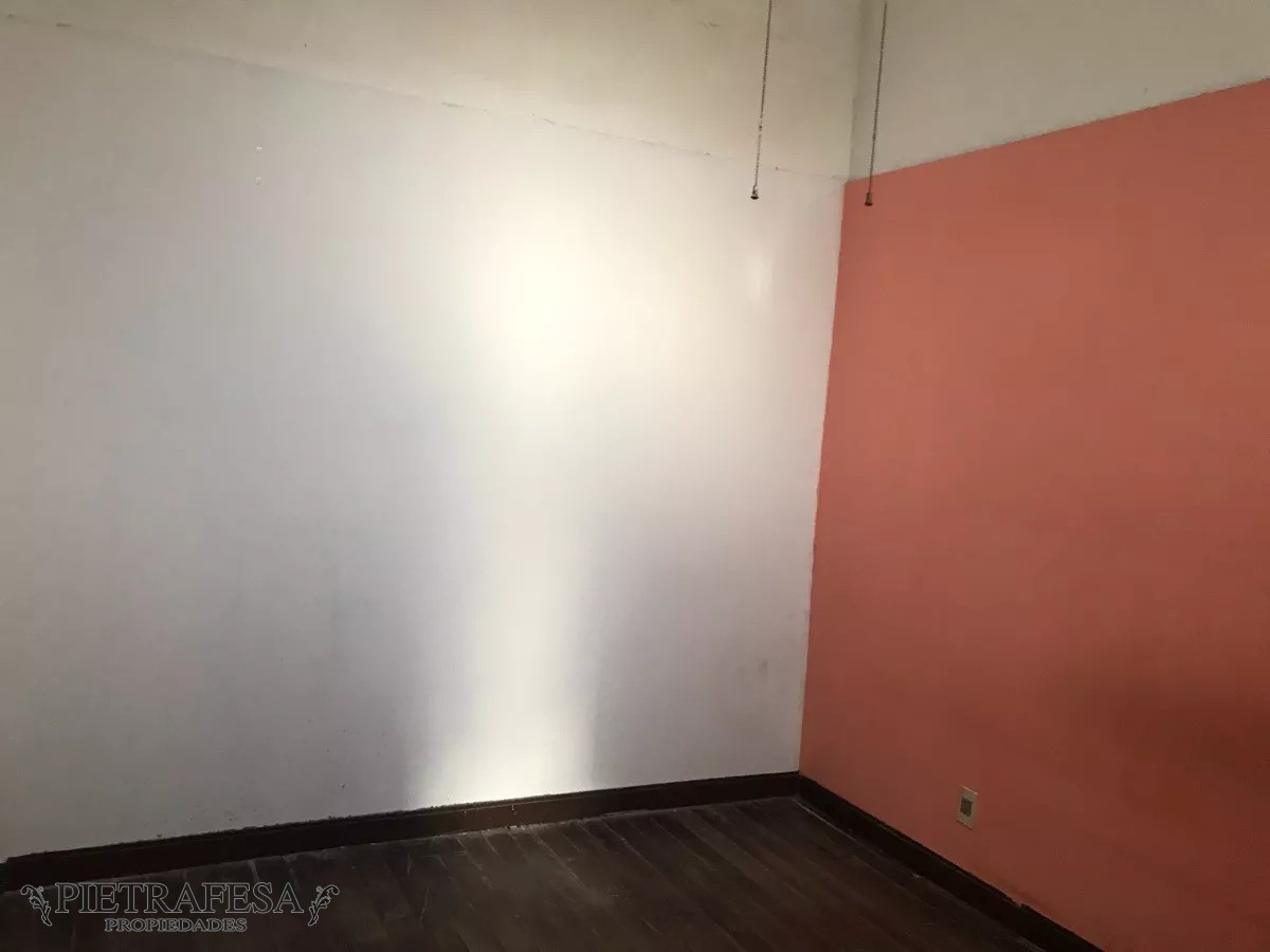 Apartamento ID.7018 - PH en venta 3 dormitorios 1 baño, terraza y cochera- Cadiz -La Blanqueada