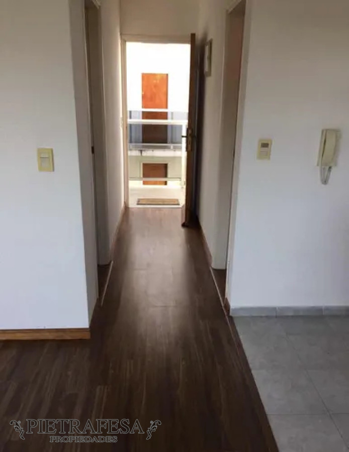 Apartamento ID.13825 - Apartamento en alquiler, 1 dormitorio, 1baño, balcón. La Blanqueada.