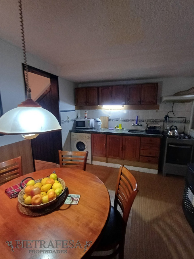 Apartamento ID.6036 - Apartamento tipo dúplex en venta 3 dormitorios, 1 baño y patio con parrillero-Alberto Zum Felde-Malvin Norte 