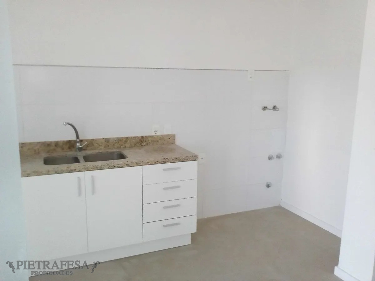 Apartamento ID.5622 - Apartamento en venta con o sin renta 1 dormitorio, 1 baño- Av Gral Flores - Brazo Oriental