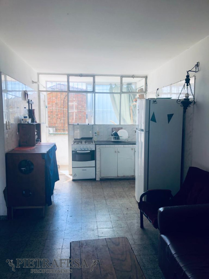 Apartamento ID.5258 - Apartamento en venta 2 dormitorios, 1 baño y balcón- Alberto Zum Felde -Malvin Norte