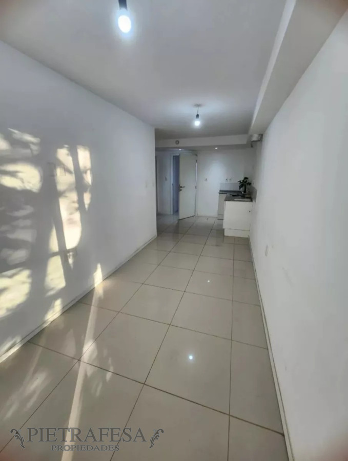 Apartamento ID.12142 - Apto en venta con renta, 1 dormitorio, 1 baño, balcón-Tres Cruces