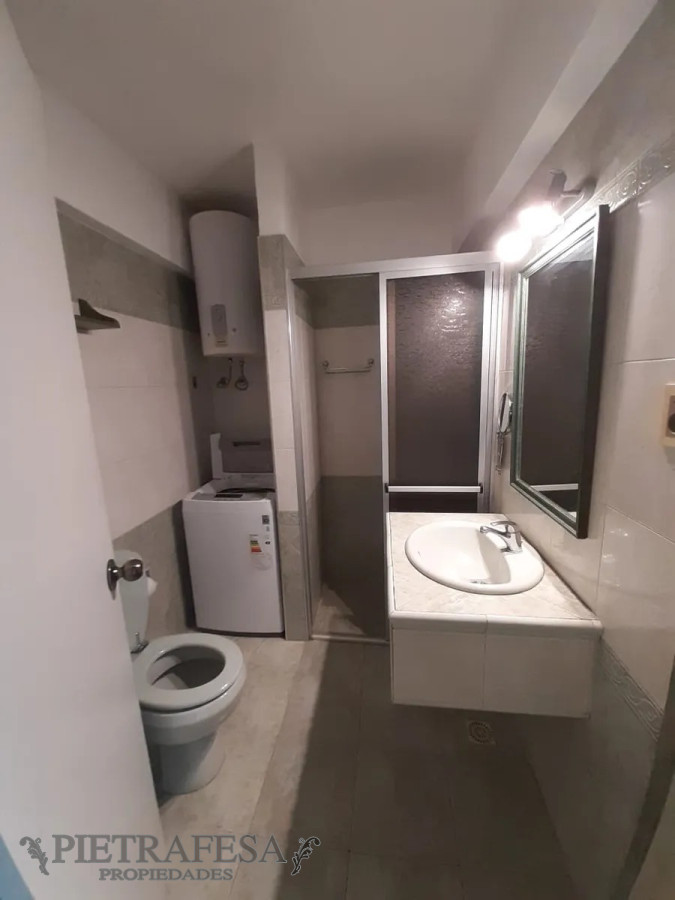 Apartamento ID.13623 - Apto en venta con renta 2 dormitorios, 1 baño-Buceo