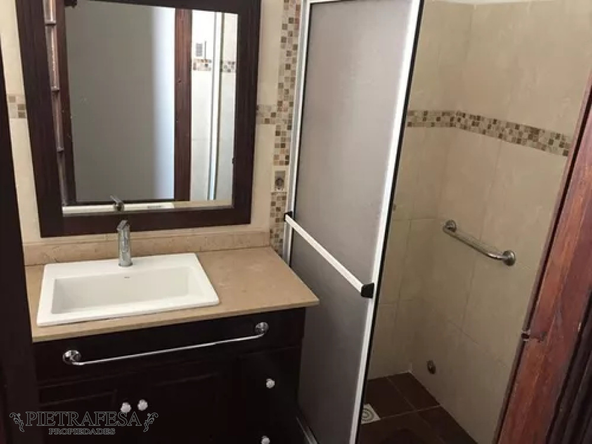 Apartamento ID.12348 - Apartamento en alquiler, 2dormitorios, 2baños. Barrio Sur.