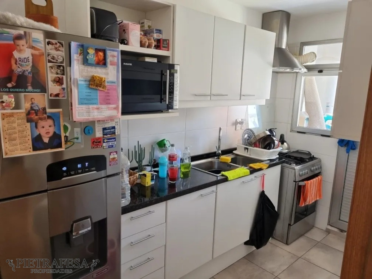 Apartamento ID.3071 - Venta apartamento, 2 dormitorios, 2 baños, cochera, Eduardo Acevedo, Cordón.