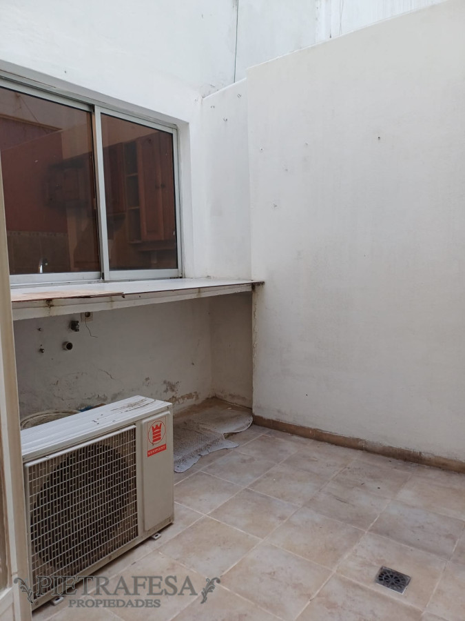 Apartamento ID.7878 - Apartamento en venta 2 dormitorios, 1 baño y patio-Alzáibar -Ciudad Vieja