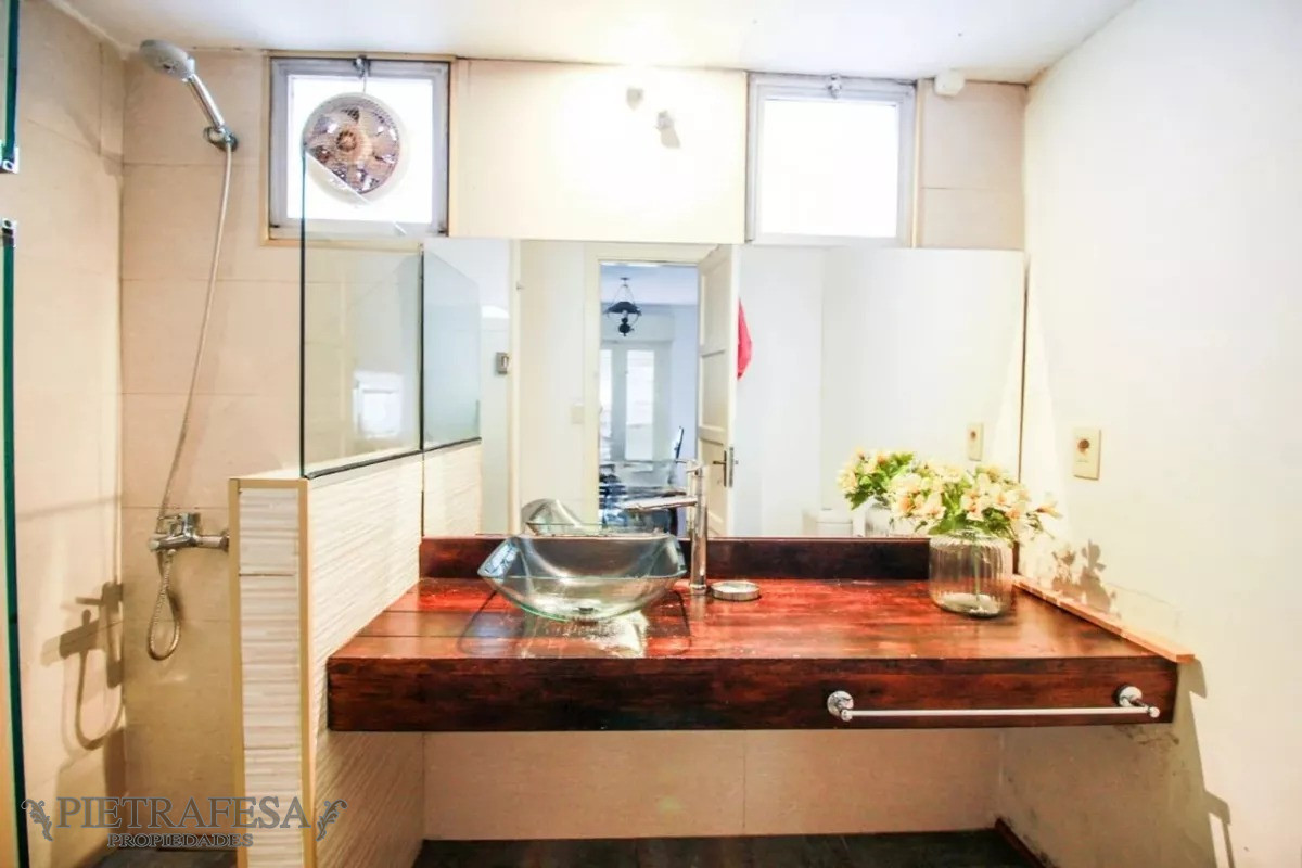 Apartamento ID.10287 - Apto en venta 4 dormitorios, 2 baños- Centro