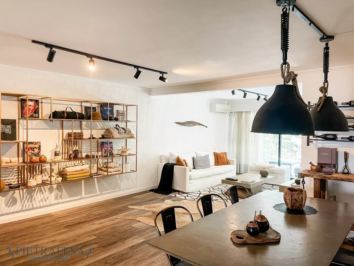 Apartamento ID.8738 - Apto en venta 3 dormitorios, 2 baños, terraza y gje-Pocitos