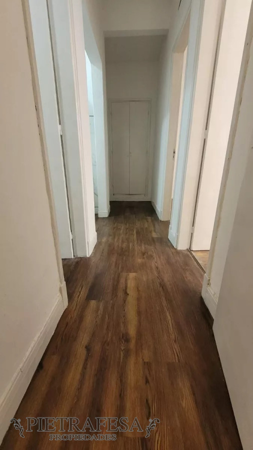 Apartamento ID.11908 - Apto con renta 2 dormitorios, 1 baño- Cordón 