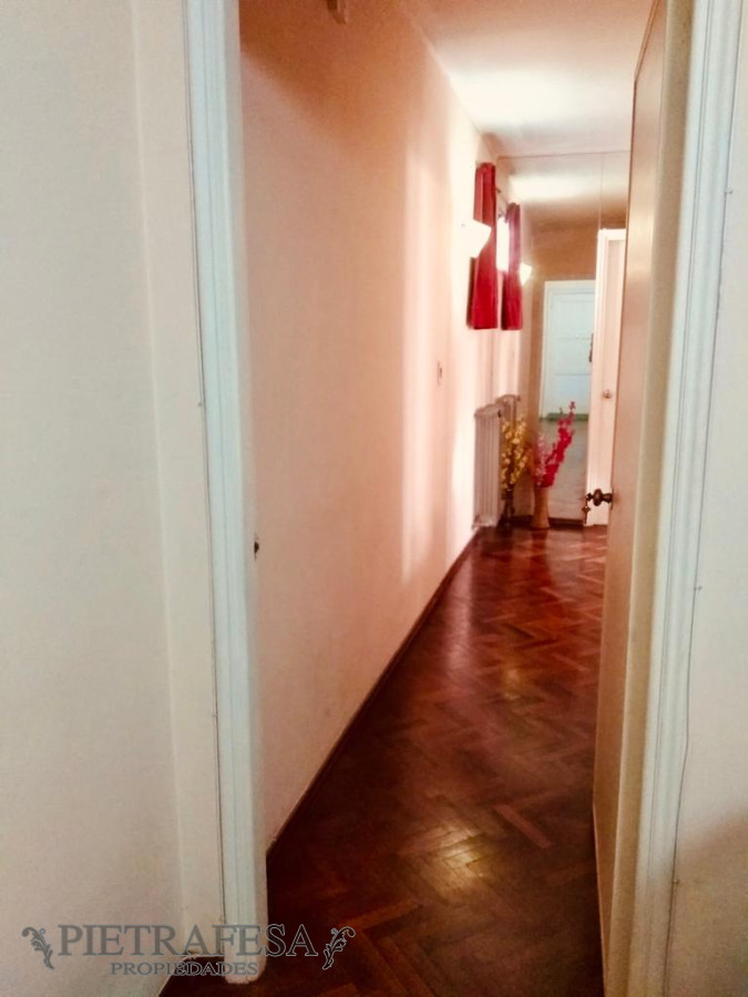 Apartamento ID.703 - Apto en venta 2 dormitorios 1 baño con garaje- Larrobla - Bella Vista 