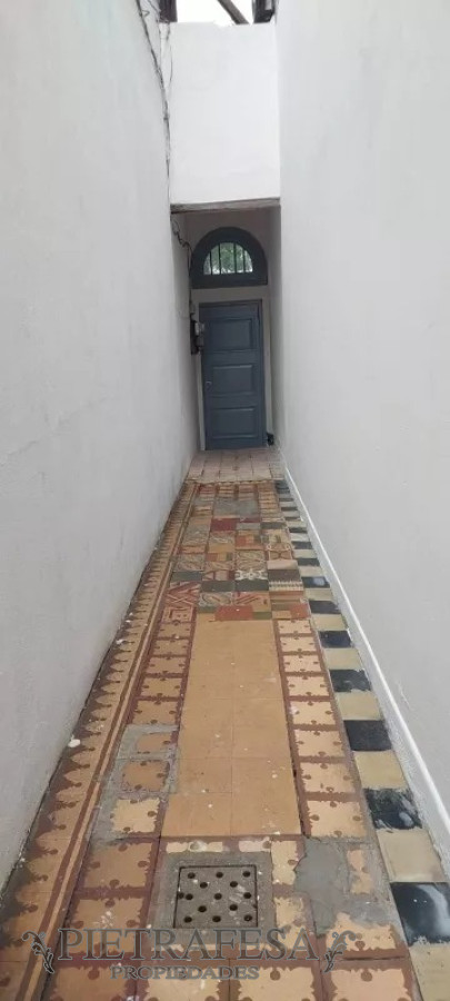 Apartamento ID.12860 - Apto con renta en venta. 2 dorm, azotea-Goes 