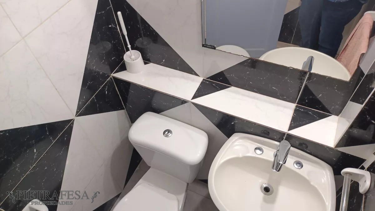Apartamento ID.10094 - Apto en venta 3 dormitorios, 2 baños, terraza-Reducto 