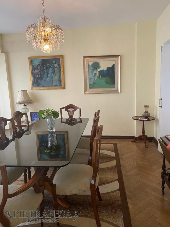 Apartamento ID.6052 - Apartamento en venta 4 dormitorios, 3 baños y patio- Zelmar Michelini -Centro