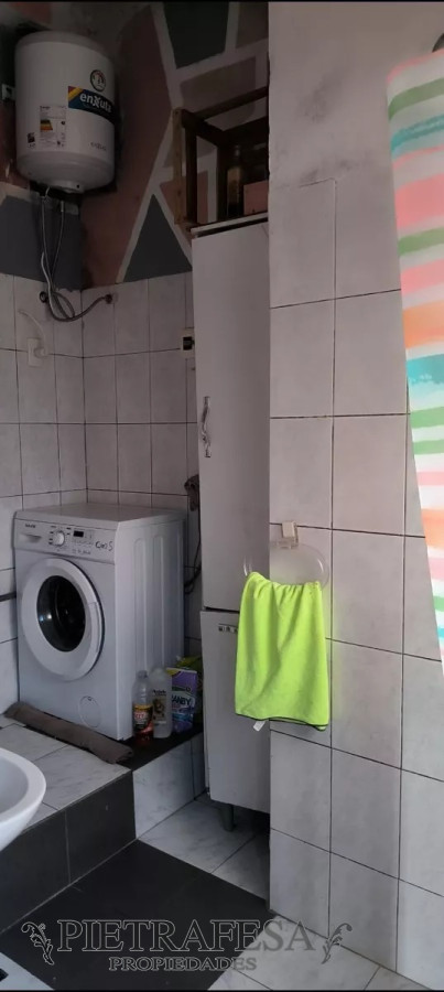 Apartamento ID.7899 - PH en venta 2 dormitorios, 1 baño y patio- Acevedo Diaz -Tres Cruces