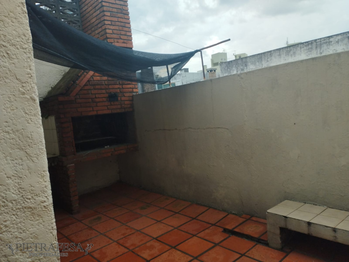 Apartamento ID.6829 - Apartamento en venta 3 dormitorios, 2 baños, patio con parrillero y azotea-Solano López-Buceo