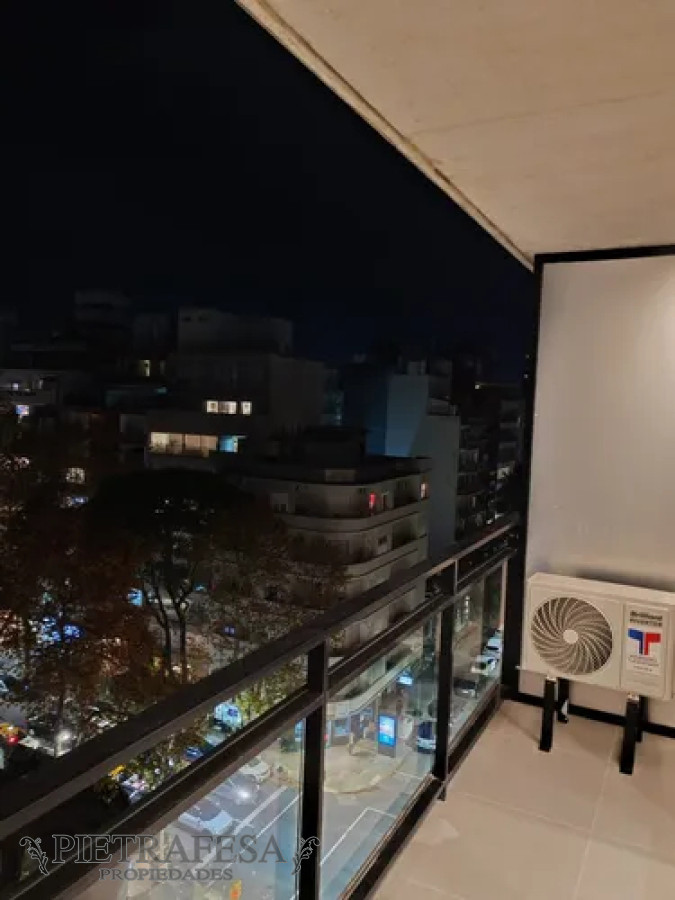Apartamento ID.13779 - Apartamento en alquiler, monoambiente, 1baño, terraza. Pocitos.