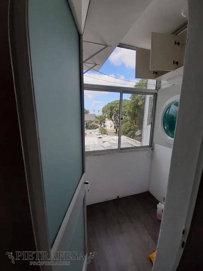 Apartamento ID.13623 - Apto en venta con renta 2 dormitorios, 1 baño-Buceo