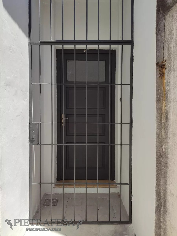 Apartamento ID.11679 - Apto en venta, 1 dormitorio, patio y azotea- Brazo Oriental