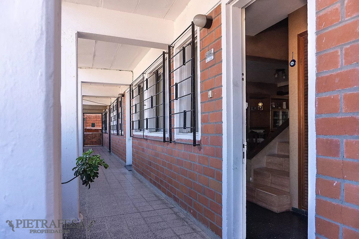 Apartamento ID.8262 - Apartamento en venta 3 dormitorios, 1 baño y terraza con parrillero- Cicerón-Bella Italia