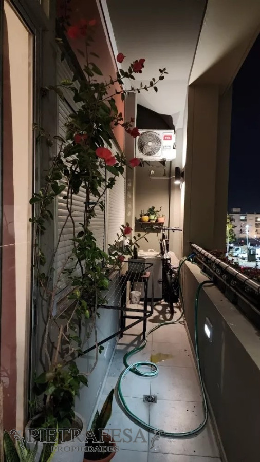 Apartamento ID.5990 - Apartamento en venta 2 dormitorios, 1 baño y balcón-Martin García -Aguada