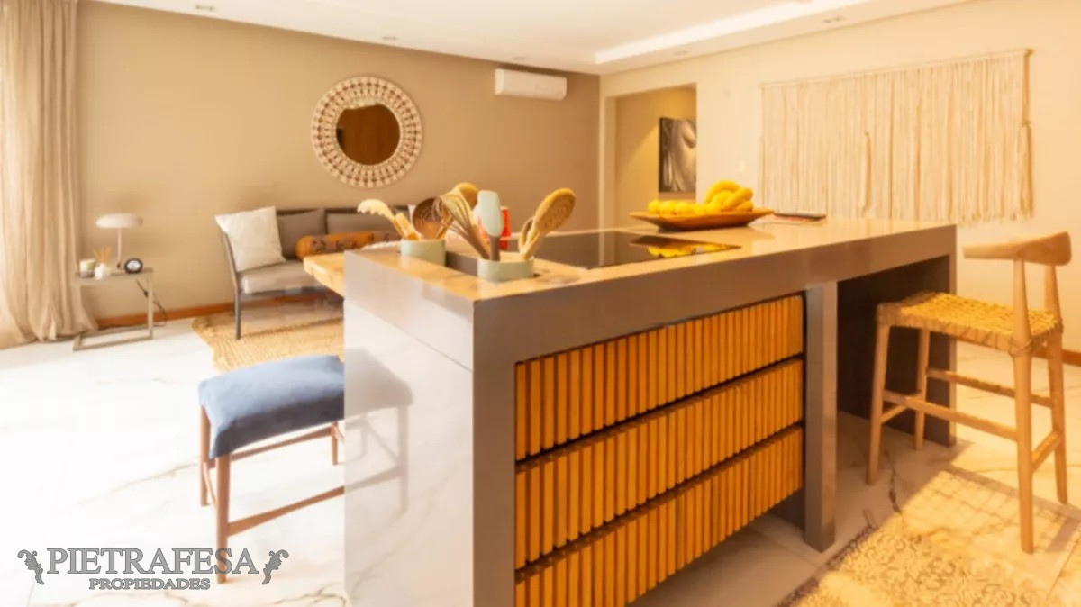 Apartamento ID.12542 - Apto en venta con renta, 3 dormitorios, terraza, garaje-Pocitos 