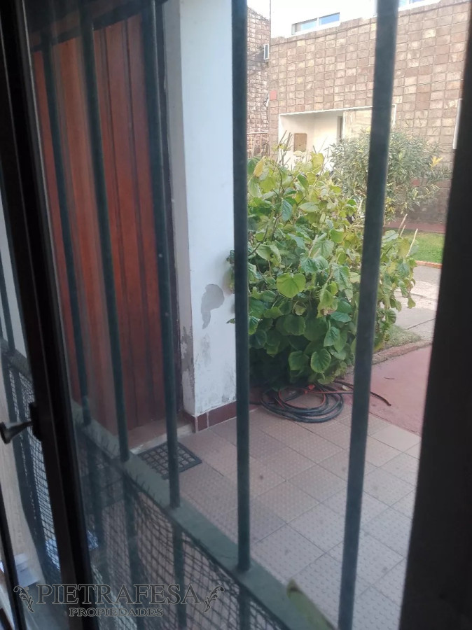 Apartamento ID.6805 - Apartamento en venta 3 dormitorios, 2 baños, patio con parrillero-Siracusa-Carrasco Norte 