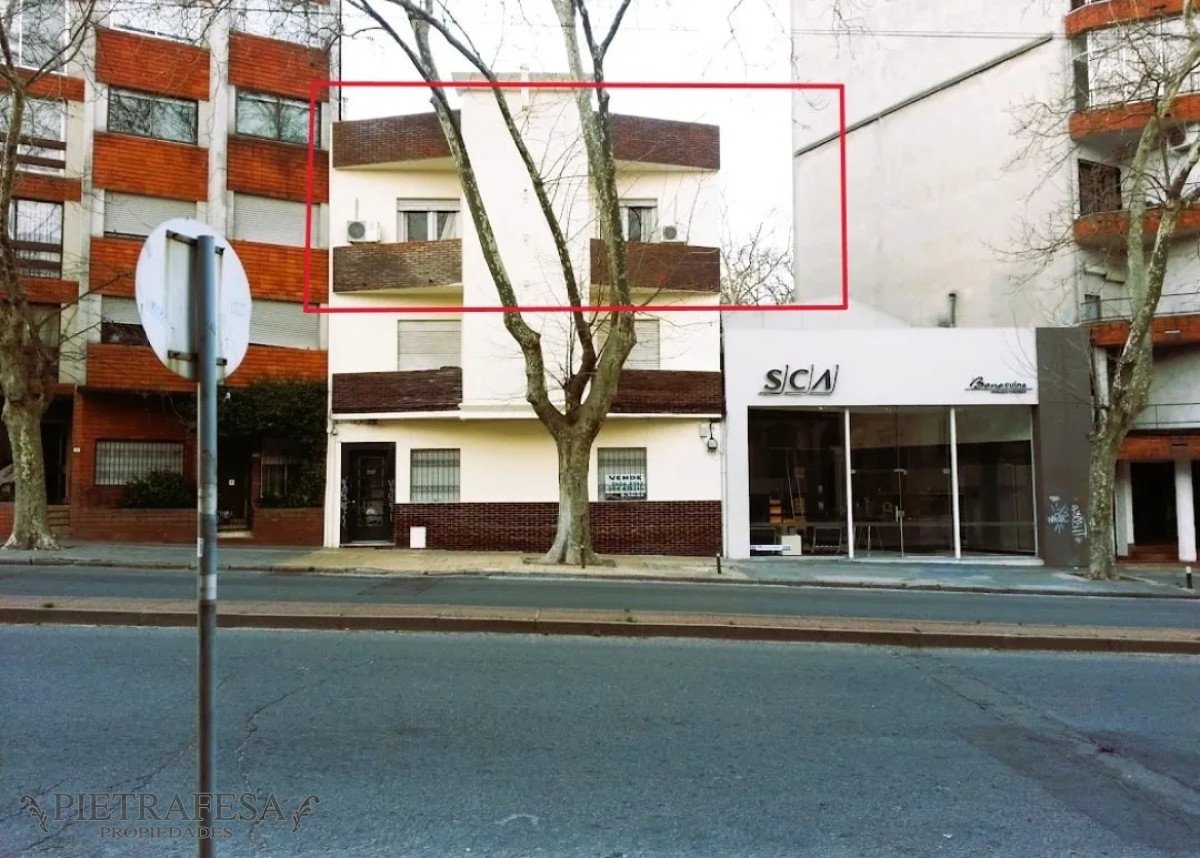 Apartamento ID.13437 - Apto en venta 2 dormitorios, 1 baño, balcón-Parque Rodó