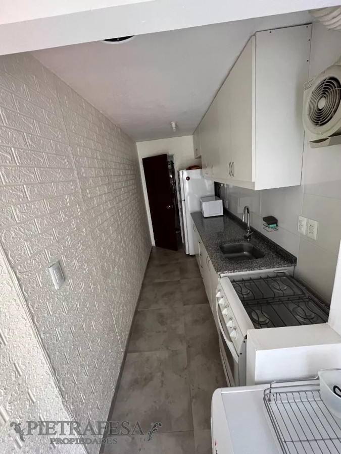Apartamento ID.7989 - Apartamento en venta 2 dormitorios, 2 baños, balcón y garaje-21 De Setiembre -Punta Carretas