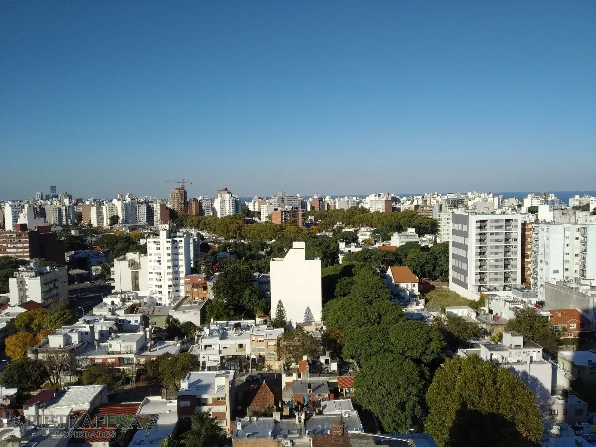 Apartamento ID.9022 - Apto en venta 3 dormitorios, 1 baño-Punta Carretas