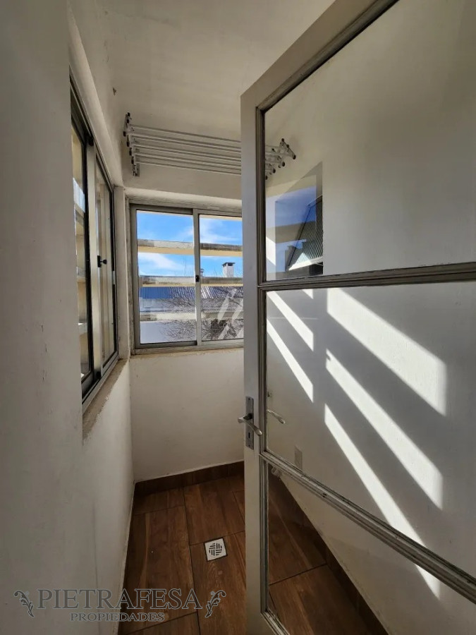 Apartamento ID.13695 - Apto en venta 1 dormitorios, 1 baño, cochera-Aguada