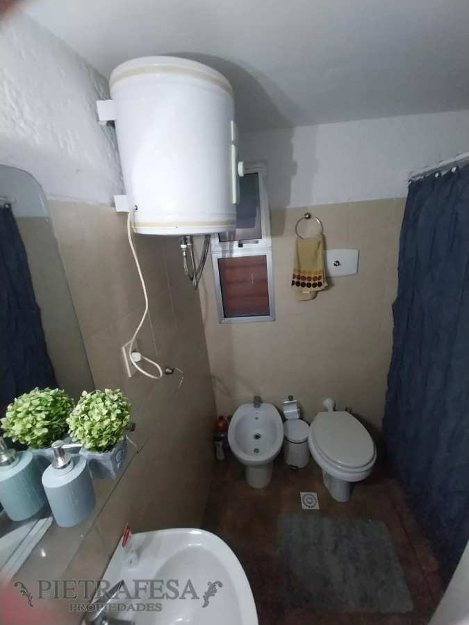 Apartamento ID.12162 - Apto en venta 2 dormitorios, 1 baño, patio-Lezica 